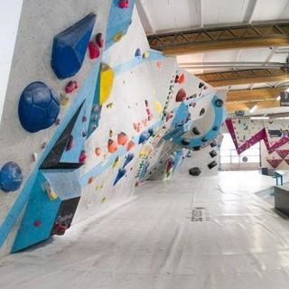 Novice_1/2017-Boulderwelt-MuenchenOst-webx320-ID69225-7ea0e89c32bf053de5e16bf6ace5a68b